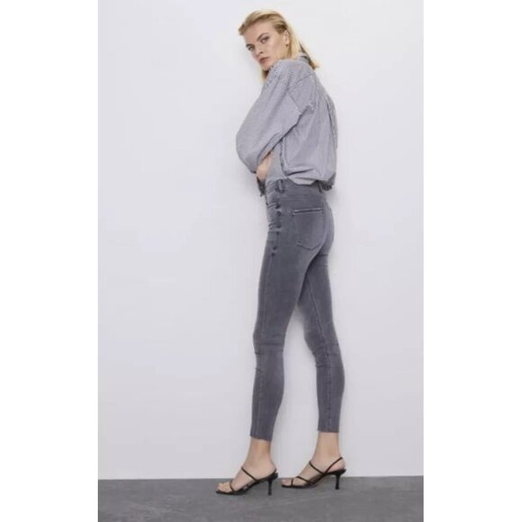 Zara Womens Jeans The High Waist Skinny Denim Distressed in Lead Grey Size USA 4 - Picture 2 of 12